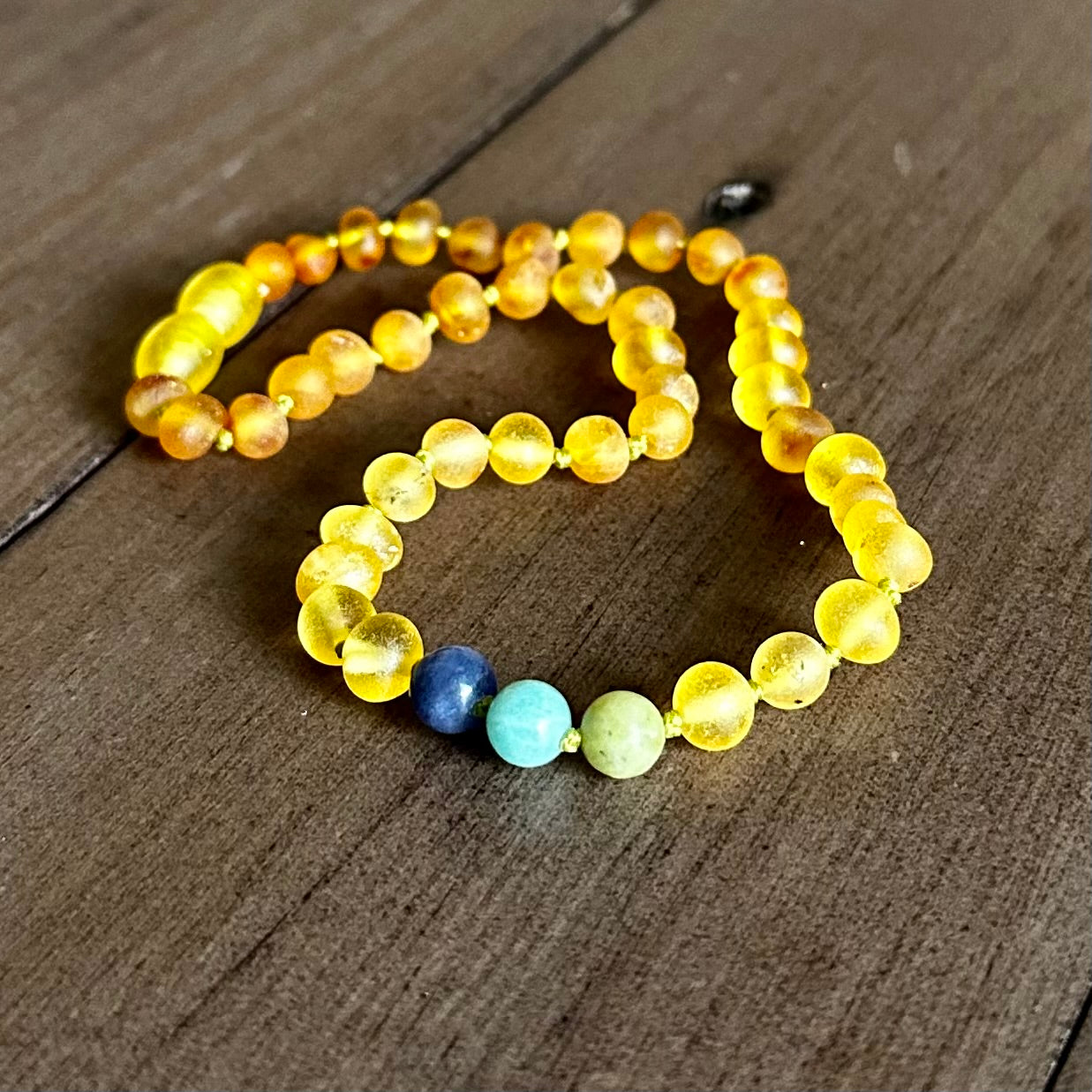 Island Dreamin' Children's & Teething Necklace for Gut Health & Independence