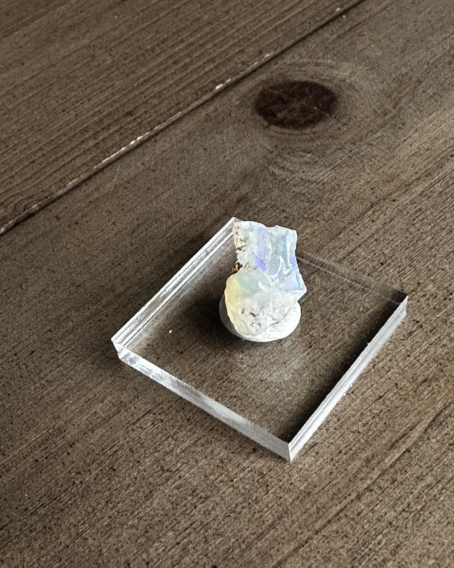 Acrylic Crystal Specimen Stand