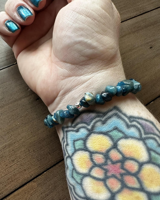 Apatite Nugget: Crystal Stretchy Stacker