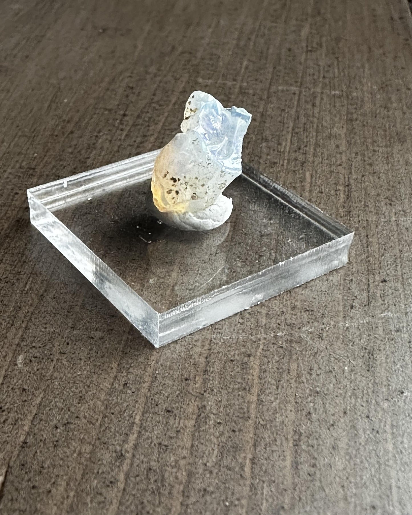 Acrylic Crystal Specimen Stand